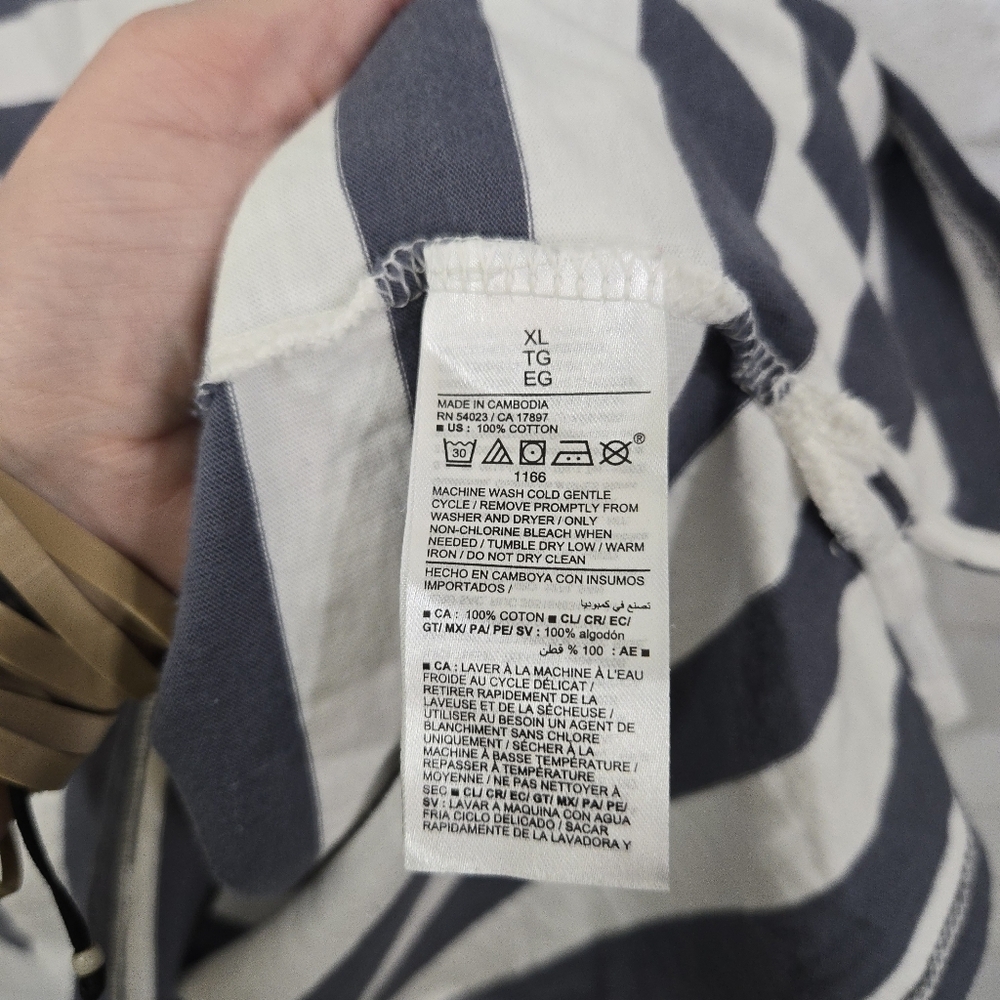 Old Navy short sleeve dress - Picture 6 of 10